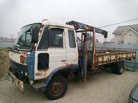 1990 Nissan Diesel Condor, белый, 1399000 рублей, вид 4
