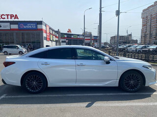 2022 Toyota Avalon V, белый, 9124200 рублей, вид 3
