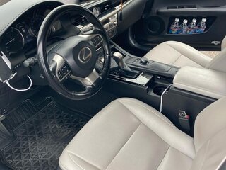 2017 Lexus ES 250 VI Рестайлинг, серый, 2350000 рублей, вид 4