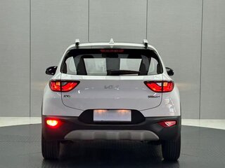 2021 Kia KX1, белый, 1360000 рублей, вид 3