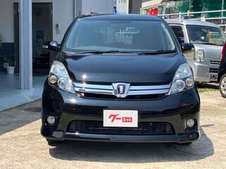 2012 Toyota ISis I Рестайлинг, чёрный, 1100000 рублей, вид 2