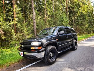 2004 Chevrolet Tahoe II, серый, 1550000 рублей, вид 3