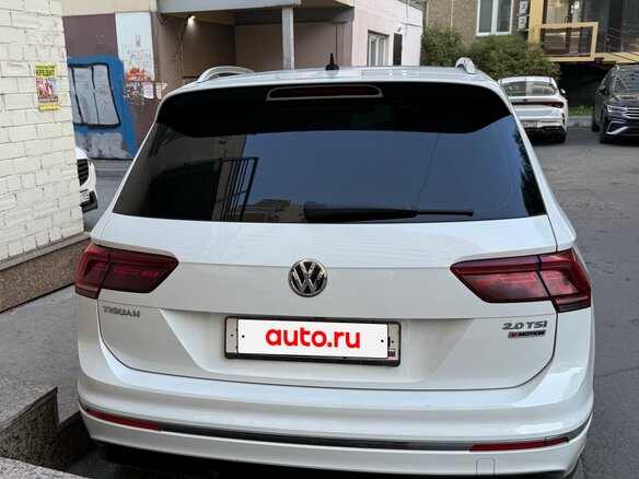 2018 Volkswagen Tiguan II, белый, 2980000 рублей - вид 6