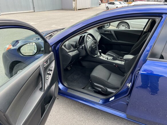 2012 Mazda 3 II (BL) Рестайлинг, синий, 900000 рублей - вид 17