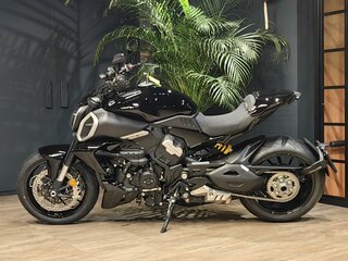 2025 Ducati Diavel V4, чёрный, 3300000 рублей, вид 5