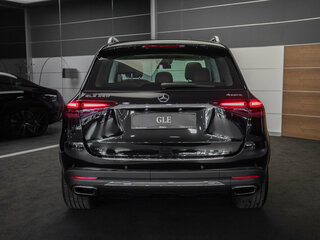 2026 Mercedes-Benz GLE 350 II (V167) Рестайлинг, чёрный, 11000000 рублей, вид 3
