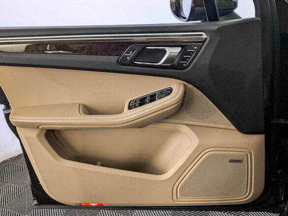 2019 Porsche Macan I Рестайлинг, коричневый - вид 18