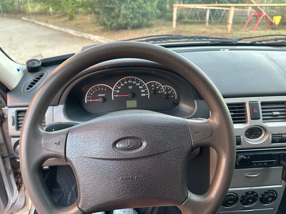 2010 Lada (ВАЗ) Priora I, серебристый, 550000 рублей - вид 11