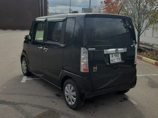 2016 Honda N-BOX I Рестайлинг, чёрный, 590000 рублей, вид 2
