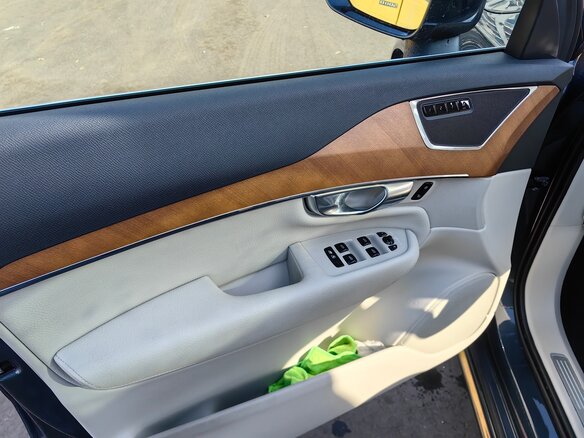 2022 Volvo XC90 II Рестайлинг 1, синий, 5700000 рублей - вид 22