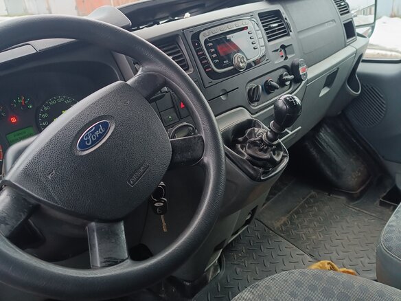 2012 Ford Transit, серебристый, 600000 рублей - вид 9