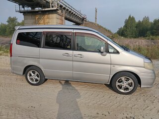 2001 Nissan Serena II (C24), серебристый, 389999 рублей, вид 4