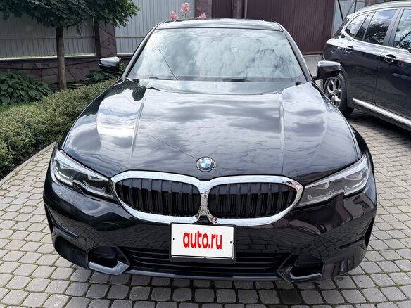 2021 BMW 3 серии 330i xDrive VII (G2x), чёрный, 3790000 рублей - вид 1