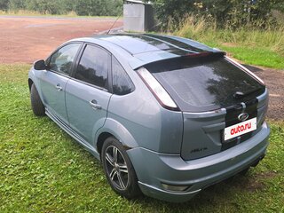 2010 Ford Focus II Рестайлинг, серый, 380000 рублей, вид 4