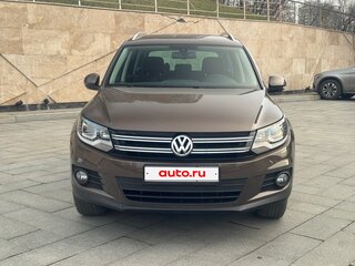 2015 Volkswagen Tiguan I Рестайлинг, коричневый, 1790000 рублей, вид 2