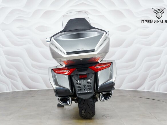 2024 Honda GL 1800 Gold Wing, серебристый, 3149000 рублей - вид 6