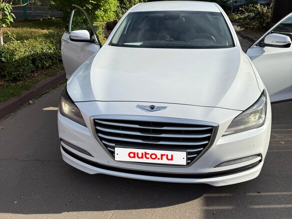 2016 Hyundai Genesis II, белый, 2200000 рублей