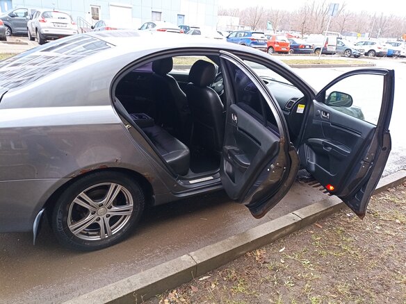 2013 Geely Emgrand EC7, серый, 450000 рублей - вид 1