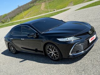 2020 Toyota Camry VIII (XV70), чёрный, 2680000 рублей, вид 5
