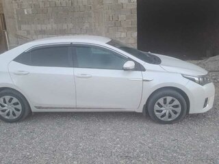 2013 Toyota Corolla XI (E160, E170, E180), белый, 1400000 рублей, вид 4
