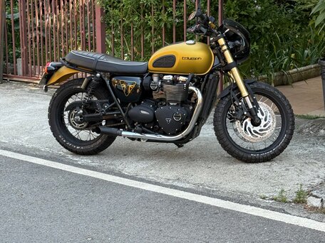 2018 Triumph Bonneville T120, золотистый, 930000 рублей, вид 4