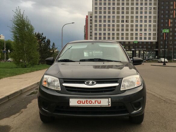 2016 Lada (ВАЗ) Granta I, серый, 400000 рублей - вид 2