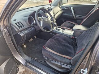 2013 Toyota Highlander II (XU40) Рестайлинг, серый, 1900000 рублей, вид 4