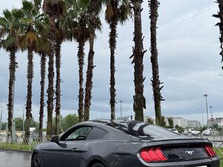 2019 Ford Mustang VI Рестайлинг, серый, 2300000 рублей, вид 3