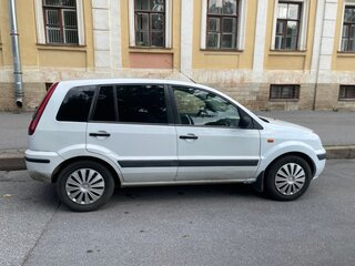 2007 Ford Fusion I Рестайлинг, белый, 450000 рублей, вид 2