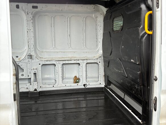 2022 Ford Transit, белый, 2400000 рублей - вид 6