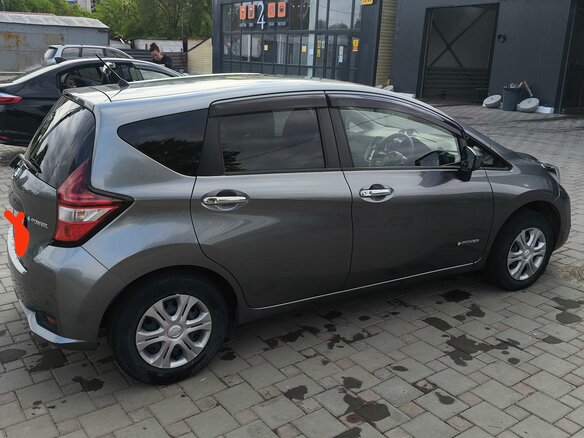 2018 Nissan Note e-Power II Рестайлинг, серый, 1150000 рублей - вид 16