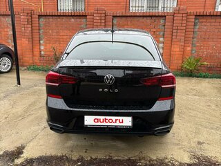 2021 Volkswagen Polo VI, чёрный, 1950000 рублей, вид 5