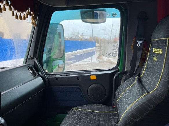 2000 Volvo FH, зелёный, 2180000 рублей - вид 7