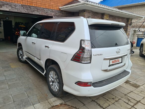 2015 Lexus GX 460 II Рестайлинг, белый - вид 3