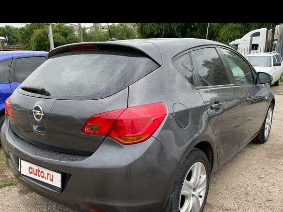 2011 Opel Astra J, серый, 550000 рублей - вид 1