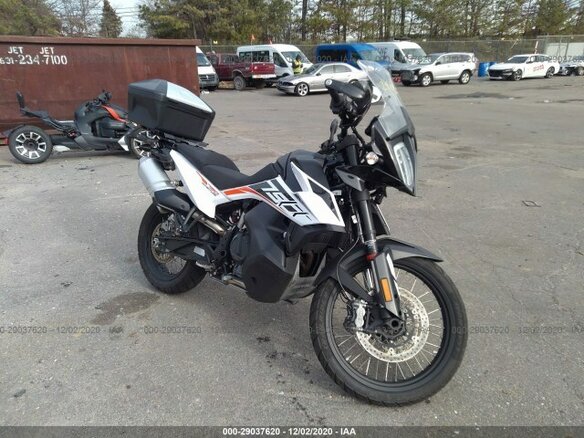 2019 KTM 790 Adventure, белый
