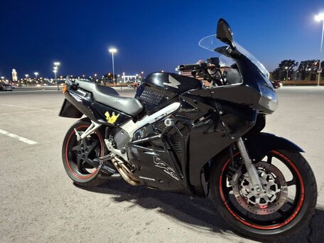 2001 Honda VFR 800, чёрный, 340000 рублей, вид 1