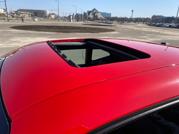 2009 Dodge Challenger III, красный - вид 11