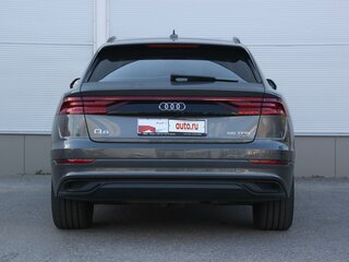 2018 Audi Q8 55 TFSI I (4M), серый, 4200000 рублей, вид 4