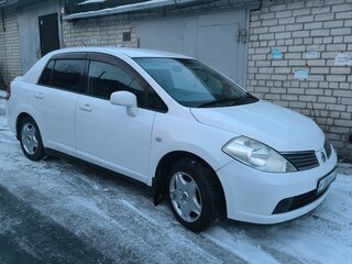 2005 Nissan Tiida Latio I, белый, 420000 рублей, вид 1