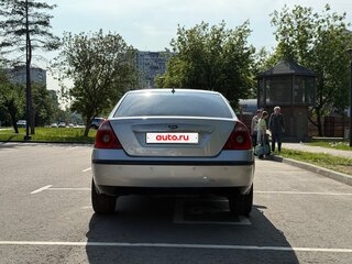 2004 Ford Mondeo III Рестайлинг, серебристый, 330000 рублей, вид 4