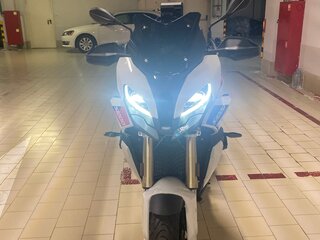 2023 BMW S 1000 XR, белый, 2250000 рублей, вид 2