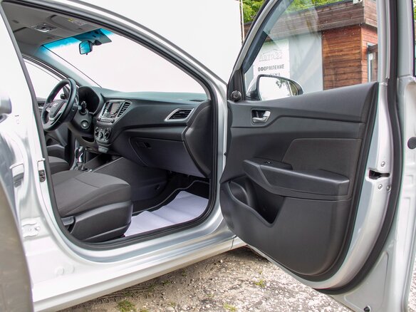 2019 Hyundai Solaris II, серебристый, 1239000 рублей - вид 6