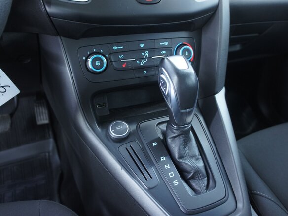 2017 Ford Focus III Рестайлинг, белый - вид 24