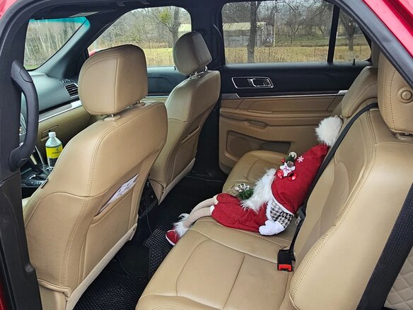 2015 Ford Explorer V Рестайлинг, красный, 2500000 рублей - вид 5