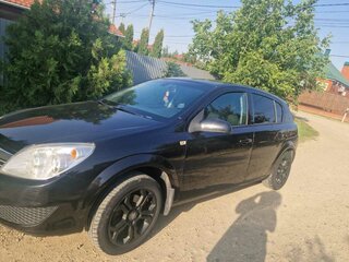 2011 Opel Astra H Рестайлинг, чёрный, 630000 рублей, вид 4
