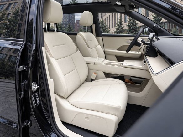 2026 Toyota bZ3X 58.3 kWh, чёрный, 2729512 рублей - вид 8