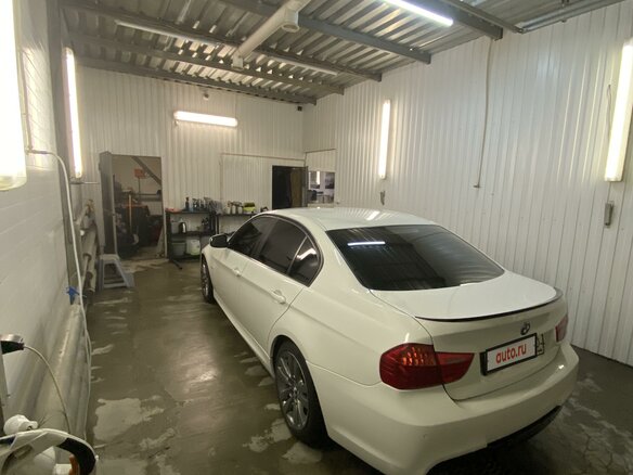2011 BMW 3 серии 318i V (E90/E91/E92/E93) Рестайлинг, белый - вид 9