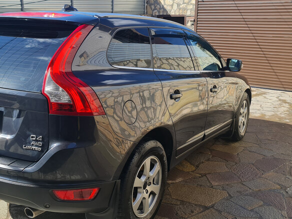 2012 Volvo XC60 I, серый, 2099000 рублей - вид 2