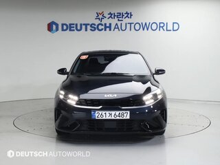 2021 Kia K3 II, синий, 1420000 рублей, вид 2